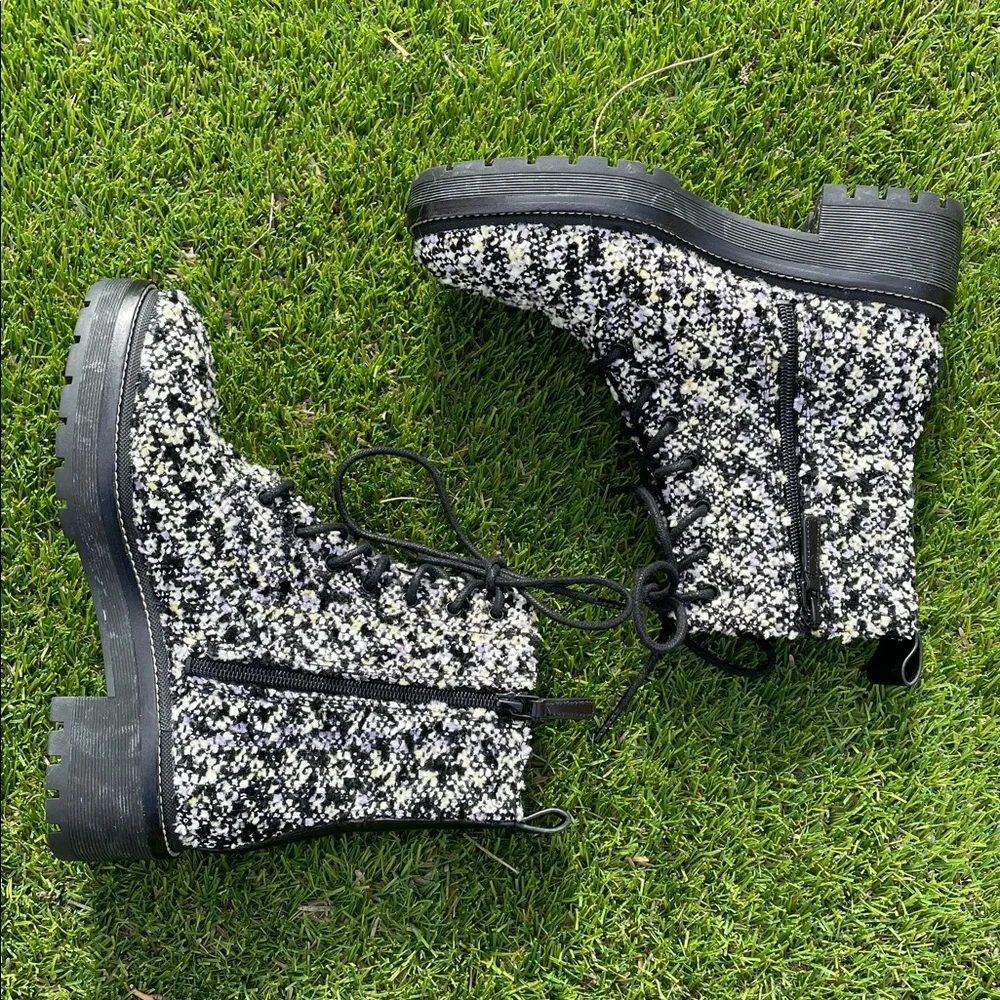 NWT Tory Burch Miller Lug Sole Tweed and Leather Boots